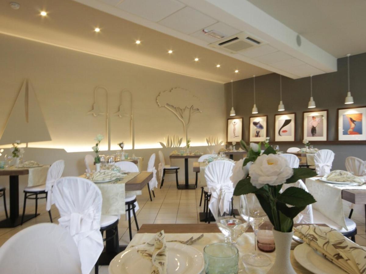 Hotel Arabel Riccione Esterno foto