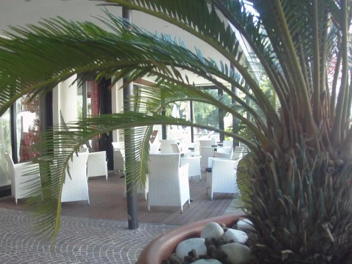 Hotel Arabel Riccione Esterno foto