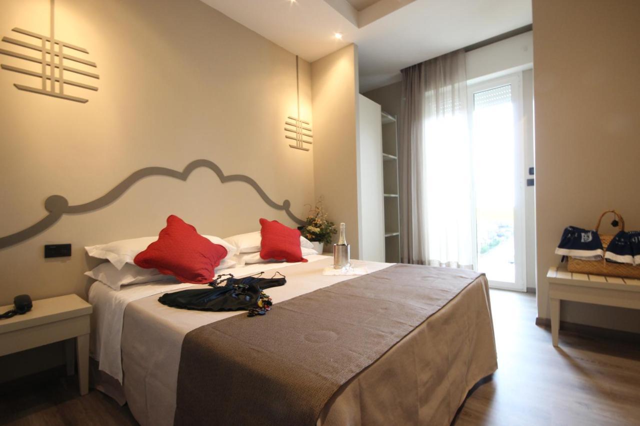 Hotel Arabel Riccione Esterno foto