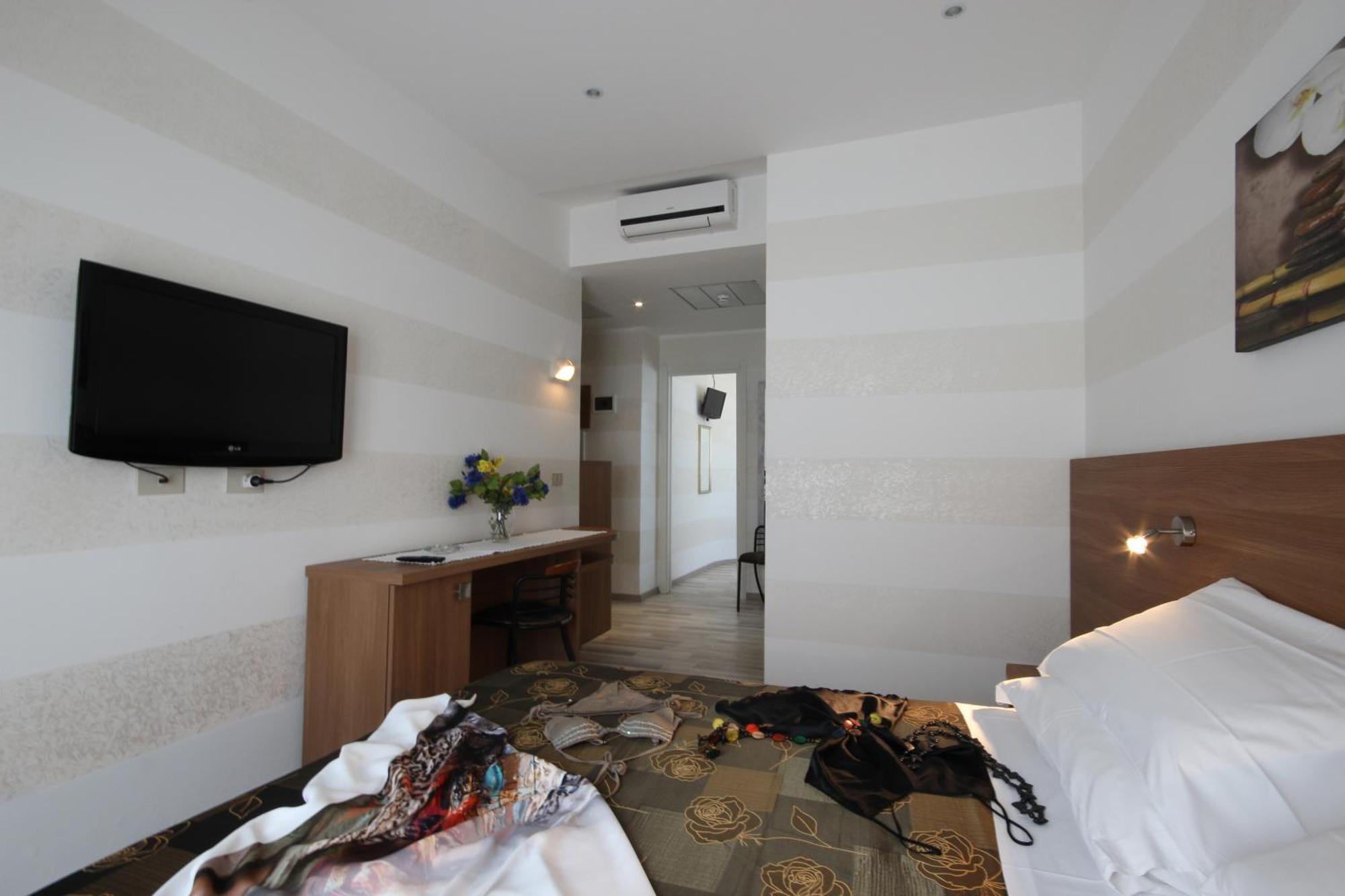 Hotel Arabel Riccione Esterno foto