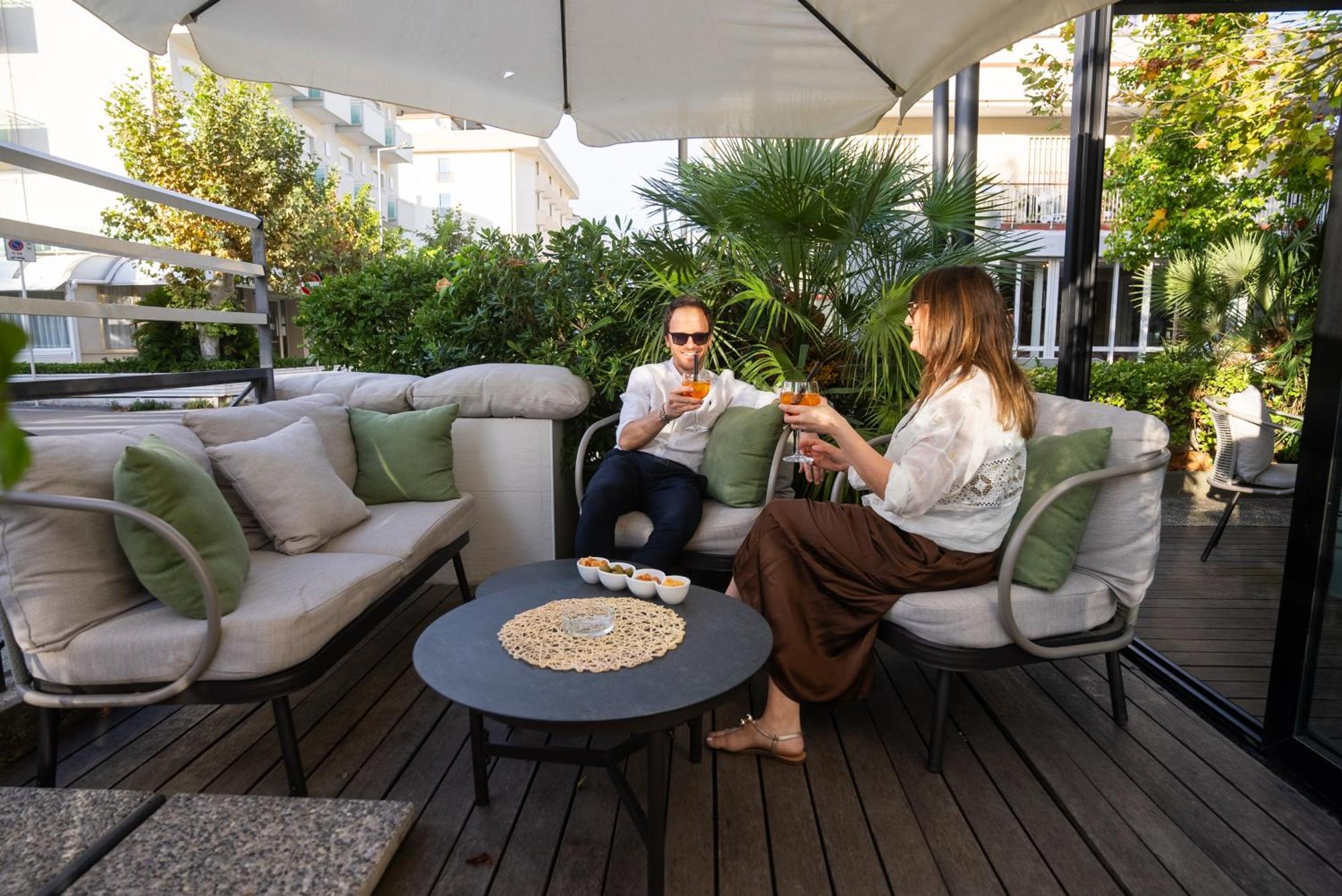 Hotel Arabel Riccione Esterno foto